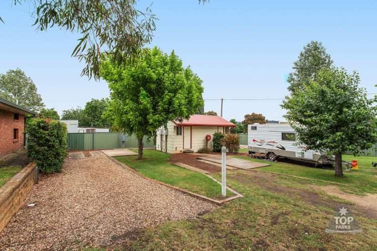 Fossicker Caravan Park 格伦因尼斯 外观 照片